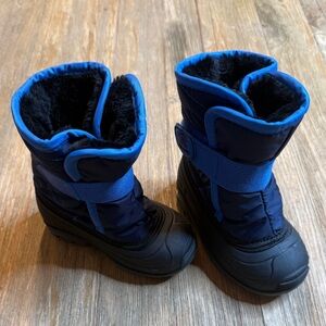 Kamik SnowBug Blue and Black Winter Boots Velcro, 7T